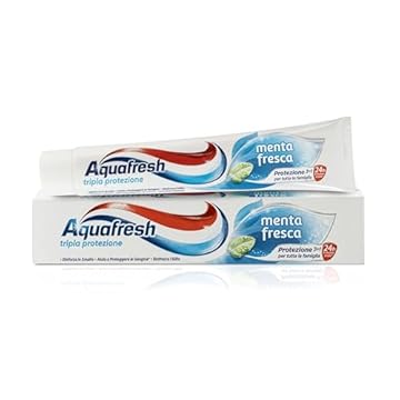 Aquafresh Dentifricio Tripla Protezione, Denti Forti, Gengive Sane, Smalto Forte, Alito Fresco, Gusto Menta Fresca, 75ml
