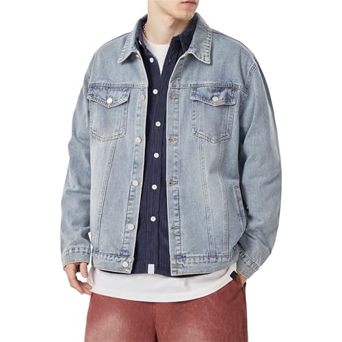 Chaqueta de mezclilla a la moda con botones y acabado de calle desgastado