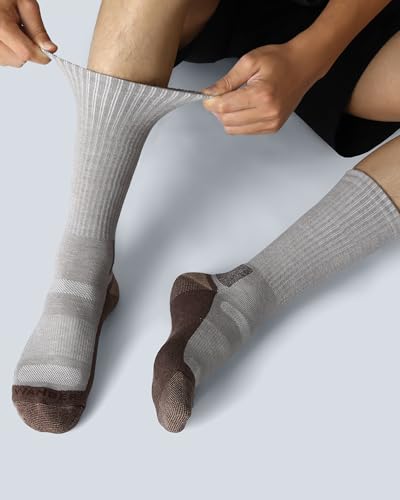 Image of WANDER Merino Wool Crew Socks 3 Pairs Lightweight Cushion Boot Sock