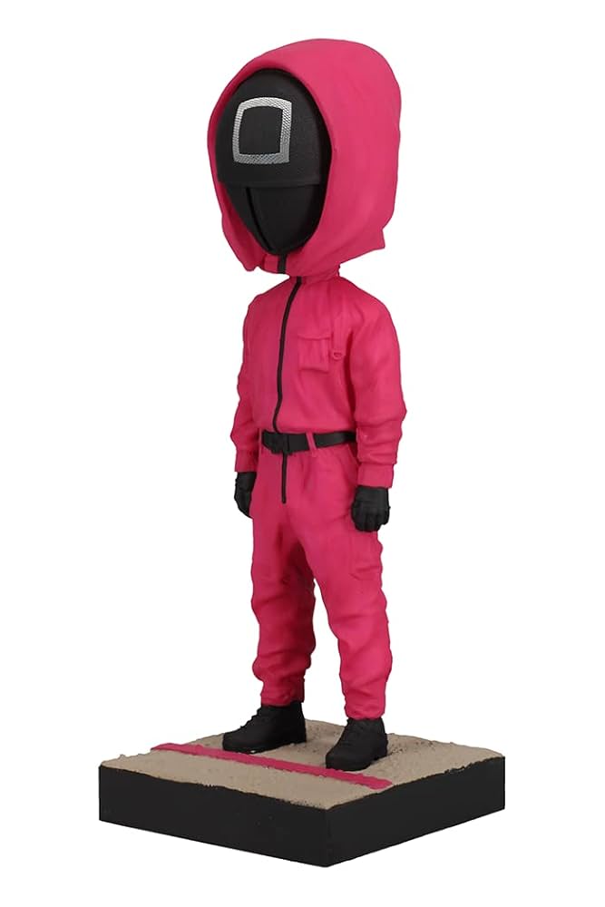 【最終価格】イカゲーム リモートコントロール ヨンヒ人形 Young-Hee 最終価格】イカゲーム リモートコントロール ヨンヒ人形 Young