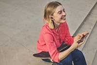 JBL Quantum 50C, kabelgebundenes In-Ear-USB-C-Gaming-Headset mit JBL QuantumSURROUND Sound, Multi-Plattform-Kompatibilität, sprachfokussiertem Mikrofon, Lautstärke-Slider und Stummschaltung, Schwarz – Ansicht 2