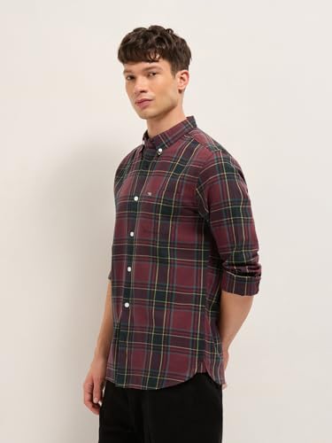Image of THE BEAR HOUSE Men's Checked Slim Fit Shirt (FFD-EMILO-MR Maroon