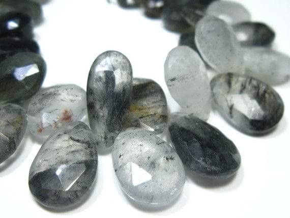 Quartz mousse naturel AAA perles briolettes poire 193 carats pour la création de bijoux uniques