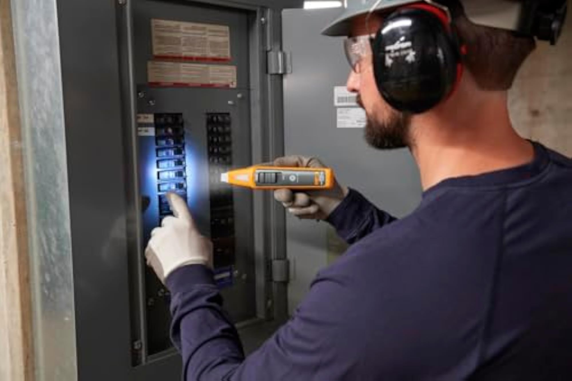 SmartTrace BK120 Circuit Breaker Finder & Socket Tester
