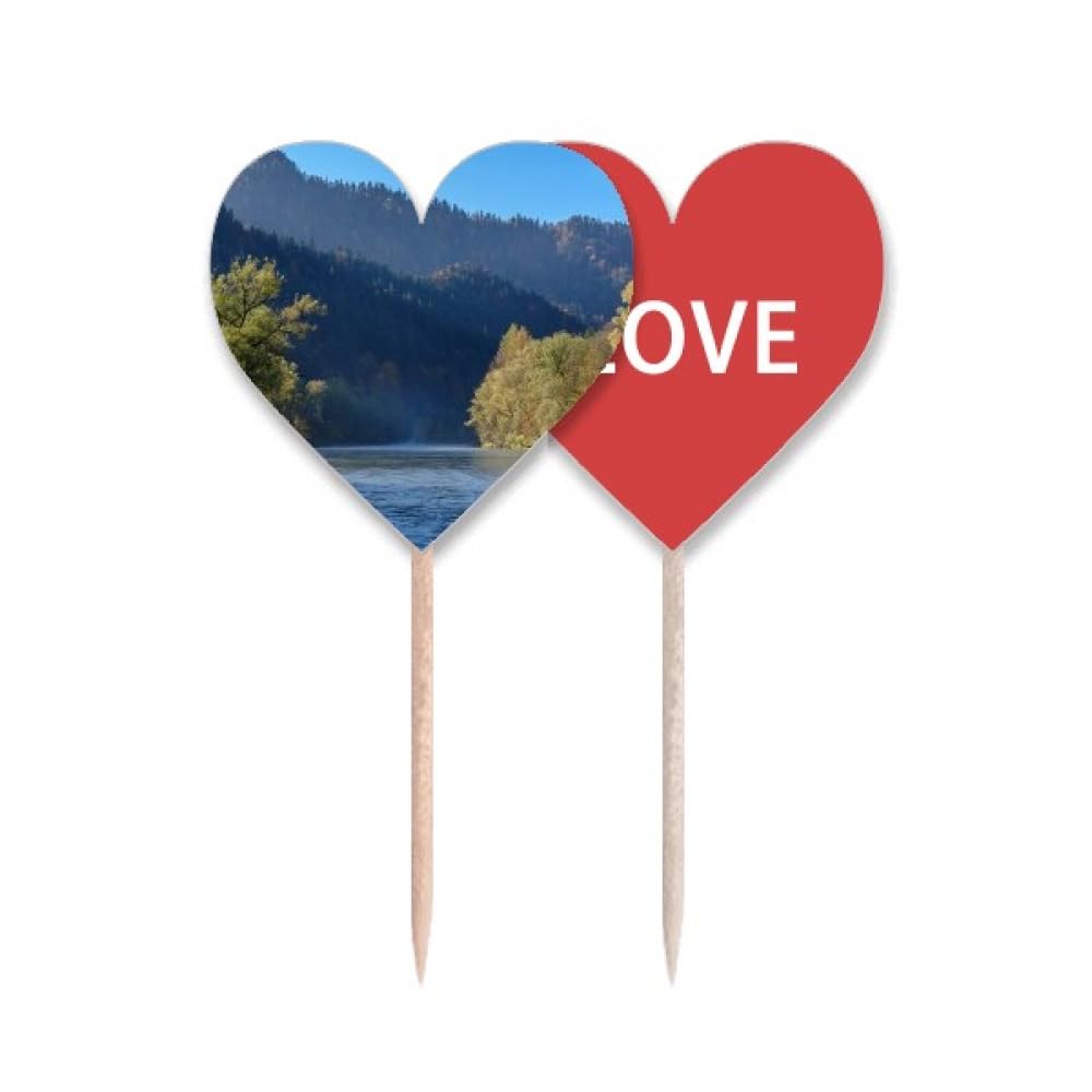Drapeau cure-dents love heart et reflet de montagne pour célébrer vos moments précieux