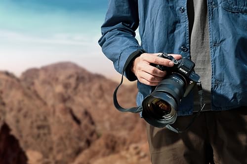 Sony Alpha 7R IV Vollformat Systemkamera 61MP, 4K Video, 10fps Serienbild, Eye-AF, WLAN, nur Geh&auml;use - ideal f&uuml;r hochaufl&ouml;sende Landschafts-, Portr&auml;t- und Studiofotografie