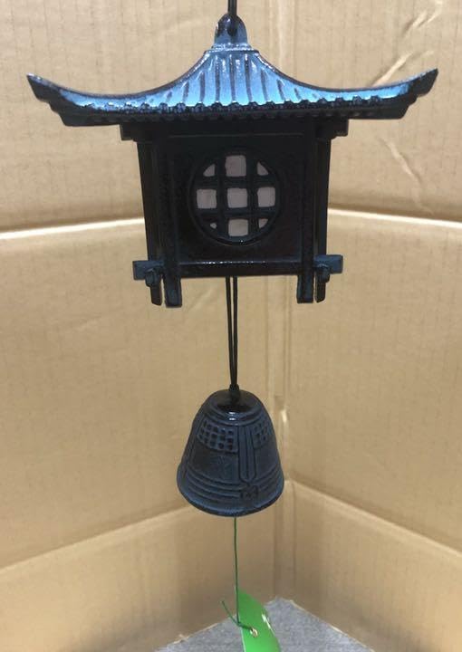 南部鉄製　風鈴　閣　屋形型　特大 Amazon.co.jp: 南部鉄製 風鈴 閣 屋形型 特大 : DIY・工具・ガーデン
