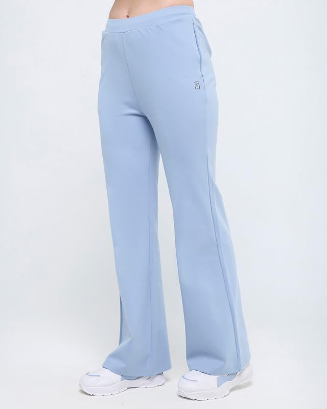Image of HUNNIT Essential Flare Pants for Women with Zip Pockets | Mid Waist Solid Cotton Tapered Flare Pants | Bootcut Flared Trousers with Wide Elastic Waistband | Relaxed Fit Flared Trouser