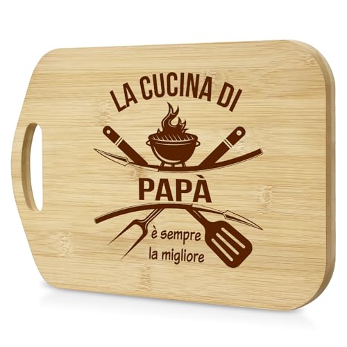 Regalo Pratico e Decorativo per Papà: Il tagliere per papà con dimensioni di 31,2 × 22,0 × 1,0 cm, è sia un accessorio indispensabile in cucina che un elegante oggetto decorativo quando non viene utilizzato.