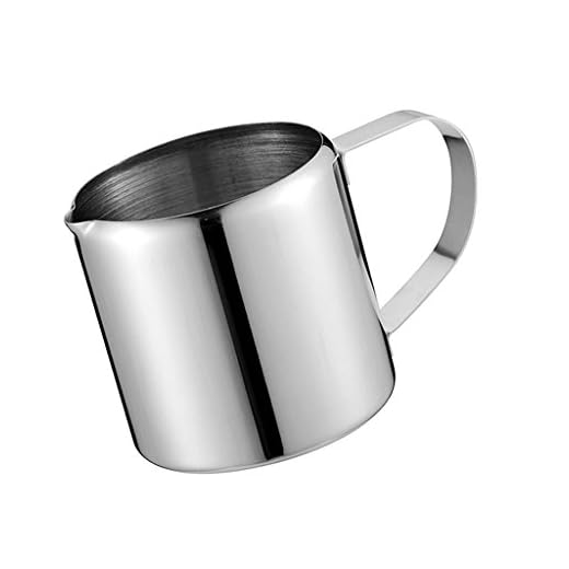 Pitcher med mjölkskummjölk – rostfritt stål (28 Oz, 2 dl – 2 dl) perfekt för mjölk, grädde, vatten, juicer, smoothies – silver, 3 dl