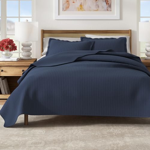 Great Bay Home Twin/Twin XL Quilt Set - 2-Piece Solid, Channel-Stitched Bedding Set - Soft, Lightweight, All-Season Bedspread (Navy)
