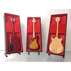 Lot de Guitares miniatures AC/DC (Angus Young, Malcolm Young, Cliff Williams) - Les Beatles, Paul McCartney, John Lennon, RIngo Starr, George Harrison Lot de Guitares miniatures AC/DC (Angus Young, Malcolm Young, Cliff Williams) – Image 2