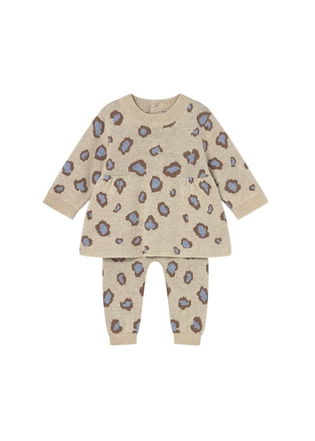 Conjunto de pantalón y jersey estampado para recibir a tu recién nacida con amor