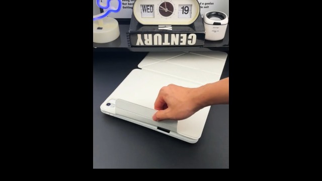Amazon.co.jp: SENLAN 縦置き iPad Pro 11インチ2025/ 2024 との互換性