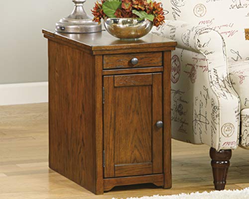 Signature Design By Ashley Laflorn Traditional Chair Side End Table With 2 Usb Ports & Outlets, Dark Brown #TOP1