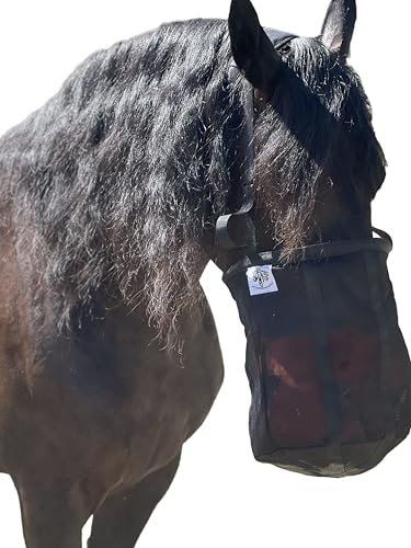 Reinforced Horse Mesh Feed Bag Adjustable Strap Padded Nose Heavy Duty Horse Feed Bag Reinforced Bottom Stitching Holds 8qt Grain Bucket no Mess soak Feed in Bag Horse Feed Bag