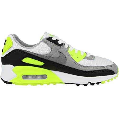 Image of Nike Men's Kyrie Flytrap IV Track Shoes
