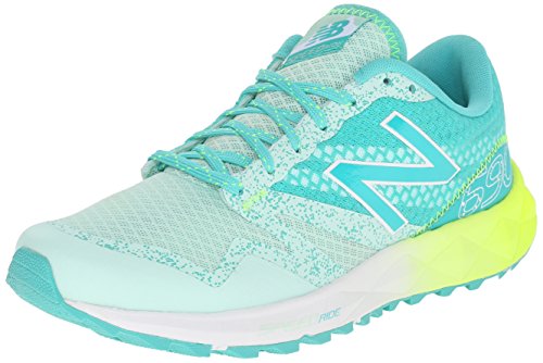New Balance Women's wt690 Trail Running Sneaker