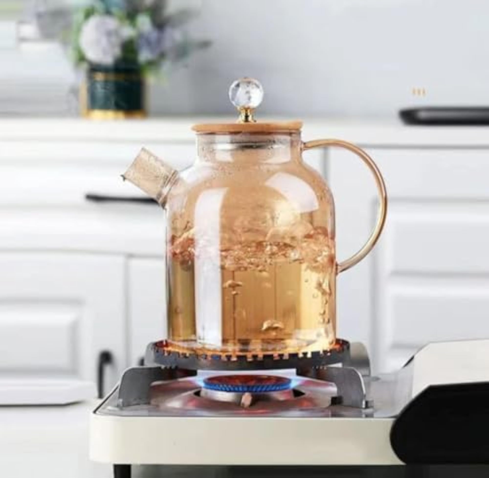1.8L Borosilicate Glass Teapot with Heat-Resistant Design