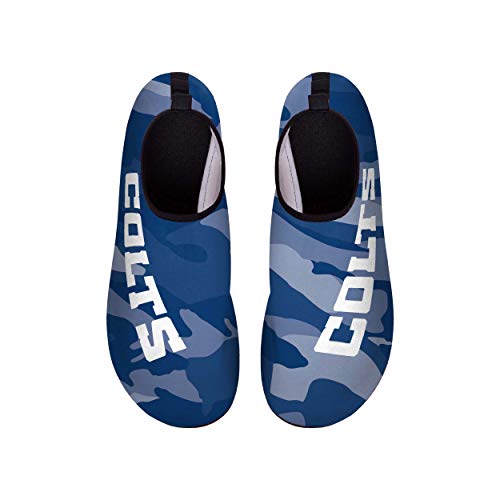 Image of FOCO Men's NCAA & NFL Team Camo Water Shoe
