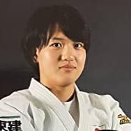 新井千鶴