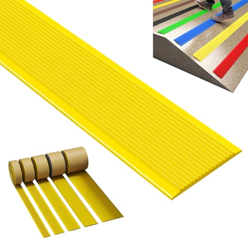 Garniture de sol à coller jaune pour sécuriser l'escalier extérieur