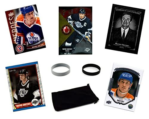 Wayne Gretzky (5) Assorted Hockey Cards Bundle - Los Angeles LA Kings NHL Trading Cards - MVP # 99