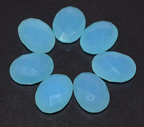 Calcédoine bleue ovale facettée de 12x16 mm pour la création de bijoux artisanaux