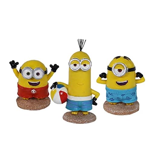 Penn-Plax Minions Officially Licensed 3-Piece Aquarium Ornament Bundle – Includes Kevin, Stuart, and Bob – Beach Themed – Small