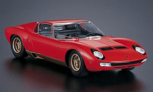 Lamborghini Miura SV a escala 1:24 miniatura 3