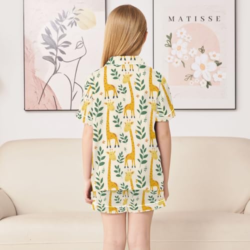 Giraffe with Leaves Prints Summer Satin Pajama Set, Cute Button-Down Sleepwear Pj Set for Sleep Wears4