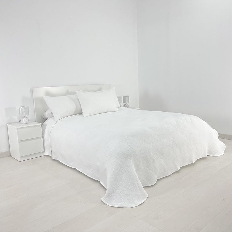 Rufino Díaz Piqué Summer Linda Bedspread - White, 135 cm