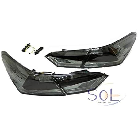 Amazon トヨタ カムリ 70系 レクサスルック Ledファイバーテールランプ スモーク インナークローム レッド シーケンシャル仕様 流れるウインカー エンジン用ツール 車 バイク