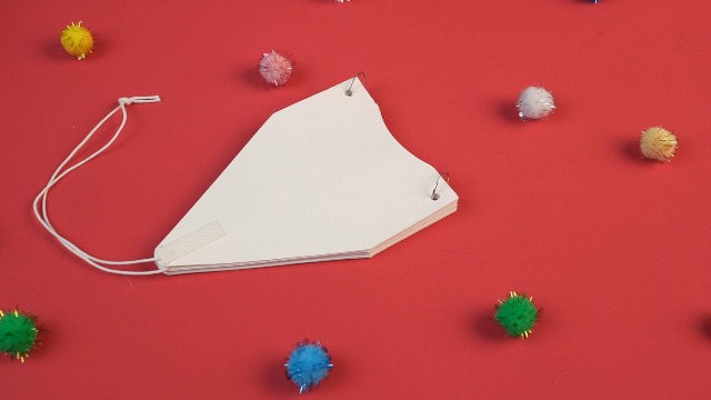 Image of 12 Inches 5 PCS Red Green White Paper Star Lanterns Hanging Stars Christmas Party Decorations Hanging Lampshade Christmas Wedding Birthday Christmas Home Party Decorations(12 Pointed)