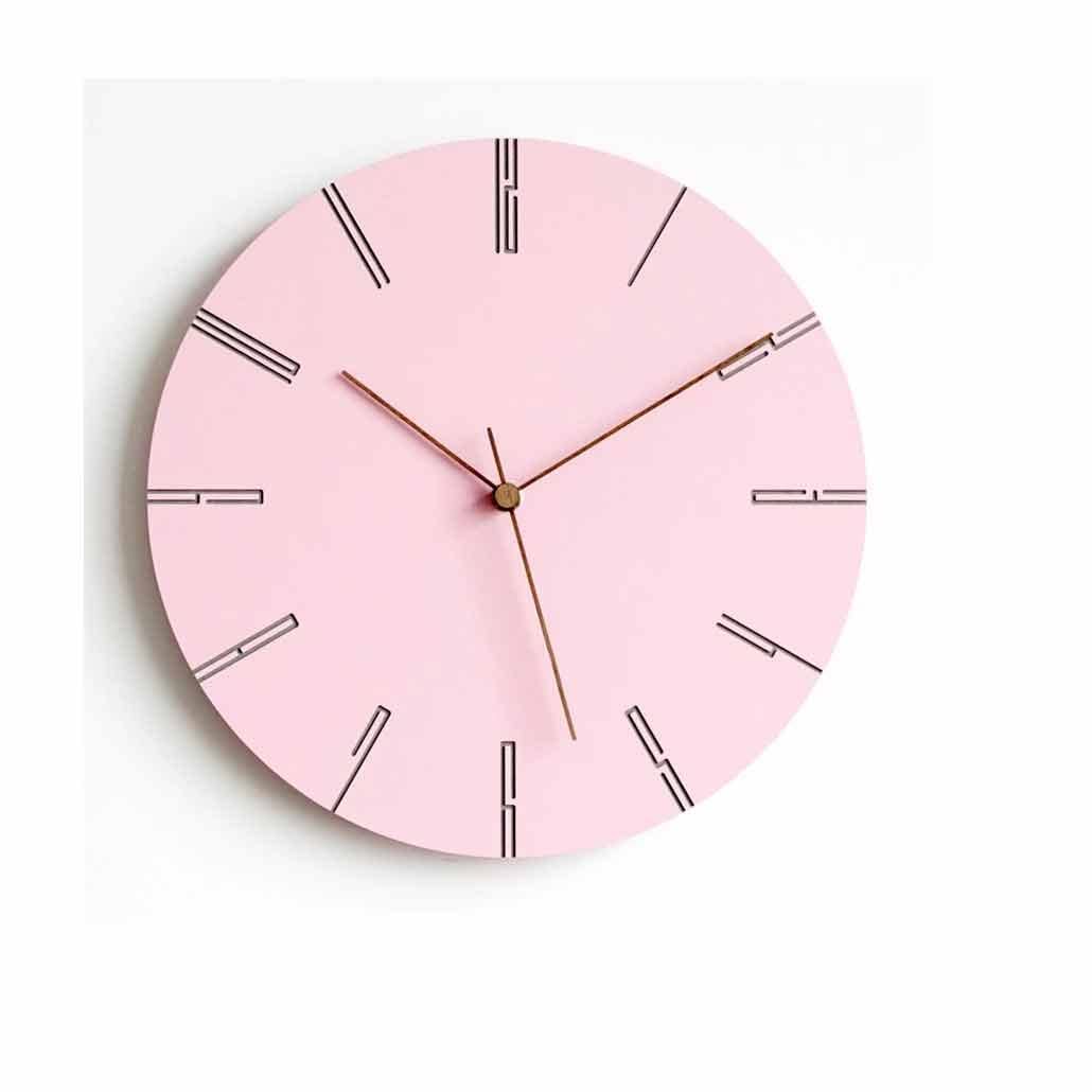 Horloge murale muette en bois numérique pour un design épuré