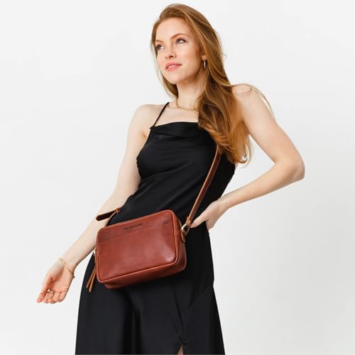 Image of Portland Leather Goods Large Camera Bag Purse for Women - Handmade from the Finest Full-Grain Hides
