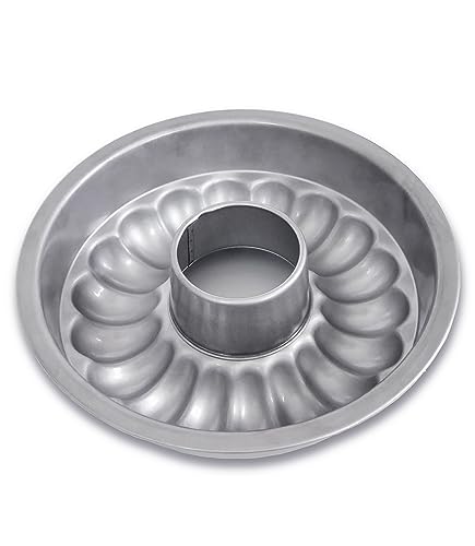 Image of USA Pan Global Savarin Tube Cake Pan