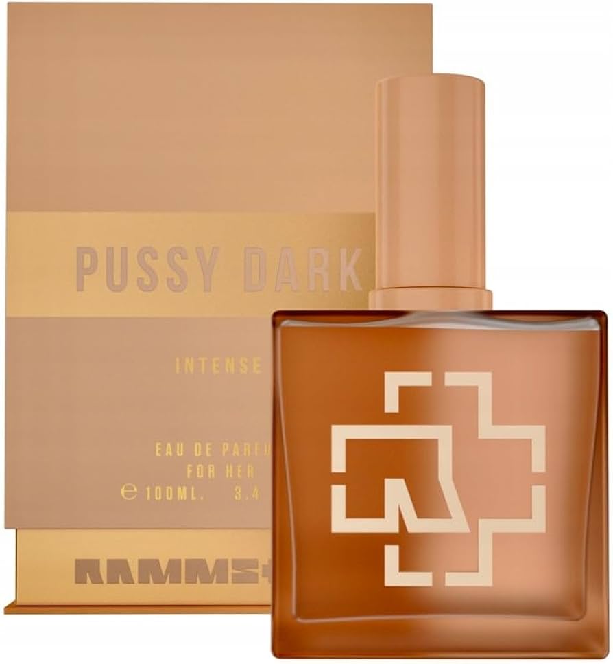 Үлкен салбыраған кеуделері бар жетілген әйелдер Қасқырлардың жыныстық суреттері