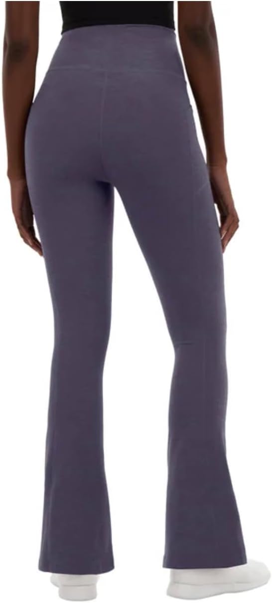 Kirkland Signature Women's Stretch Brushed Mini Flare Yoga Pant with Pockets