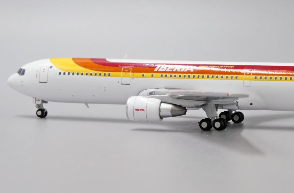 Limox JC Wings Boeing 767-300ER Iberia EC-GTI 1:400