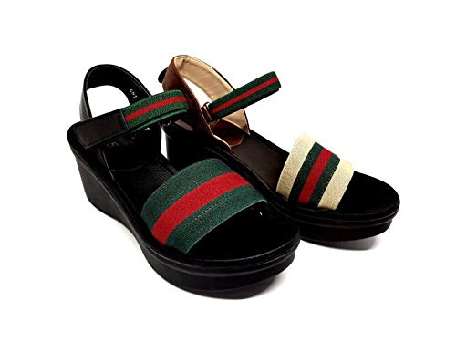 Sur Racine (French Edition) [French] 2020050722 Book Cover