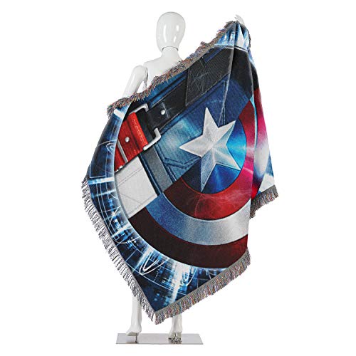 Couverture Captain America pour cocooner devant vos films Marvel sur le canapé du salon - 6