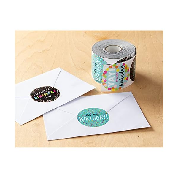 Happy Birthday to Me Stickers - Juego de 504 etiquetas redondas con texto en inglés "It's My Birthday", rollo de pegatinas con 6 diseños surtidos para profesores, 5 cm de diámetro - Imagen 4