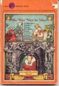 Paperback She Was Nice to Mice Book