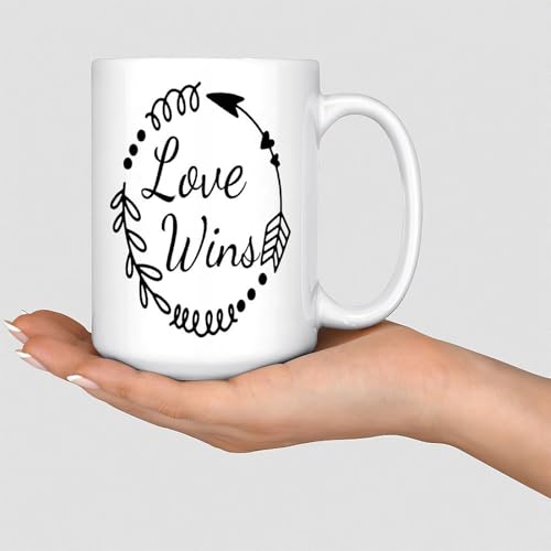 Love Wins Kaffeetasse, weiße Keramik-Kaffeetasse, lustig, neues Zuhause, weiße glänzende Tasse, Weihnachten, Jahrestag, Hochzeit, Geschenk für Kollegen, Barista, 425 ml