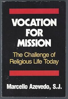 Paperback Vocation for Mission: The Challenge of Religious Life Today (English and Portuguese Edition) Book