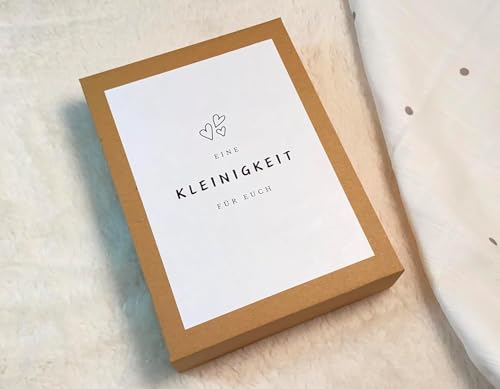 Schwangerschaft verkünden | Du wirst Oma | Du wirst Opa | Ihr werdet Oma & Opa | Baby Verkündung | Ihr werdet Oma und Opa mit Babysocken | Weiß mit Bären