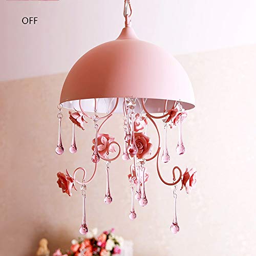 Chandelier rose en céramique pour chambre de princesse