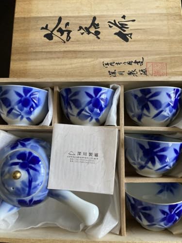 有田焼 深川製磁 茶器揃 急須 湯呑 宮内庁御用達　M379 Amazon.co.jp: 有田焼 深川製磁 茶器揃 急須 湯呑 宮内庁御用達