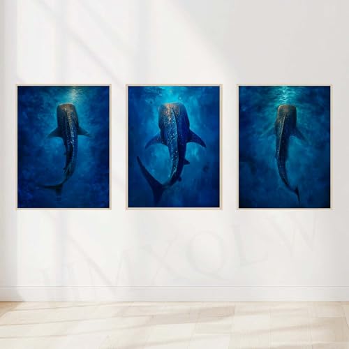 Toile baleine bleue or et noir pour créer une ambiance épurée et relaxante dans votre chambre